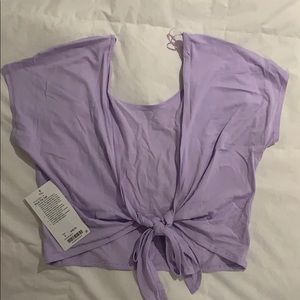 Lululemon Tie Tee - Lavender Color